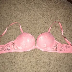 NWT Very Sexy Push up Bra
